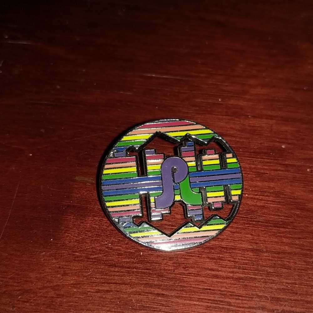 Pretty lights hat pin